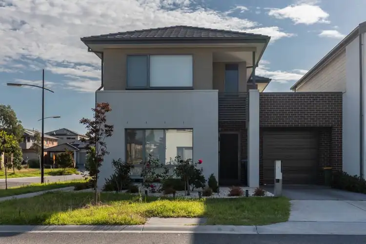 1 Cascades way, Wantirna South VIC 3152