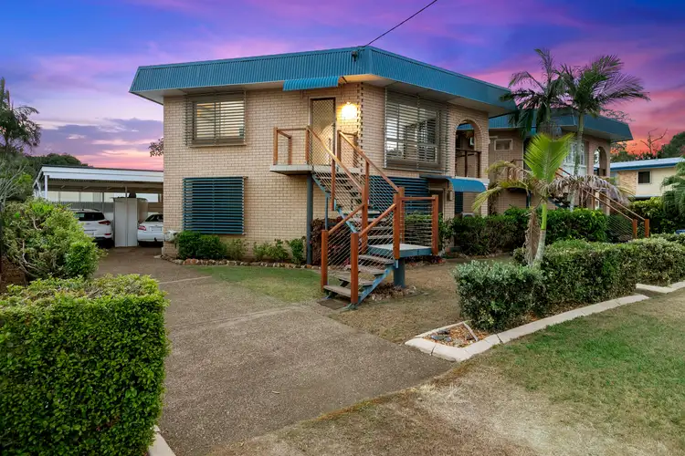 4/3 New Street, Urangan QLD 4655