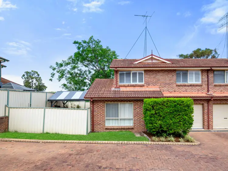 2/44-46 Luttrell Street, Glenmore Park NSW 2745