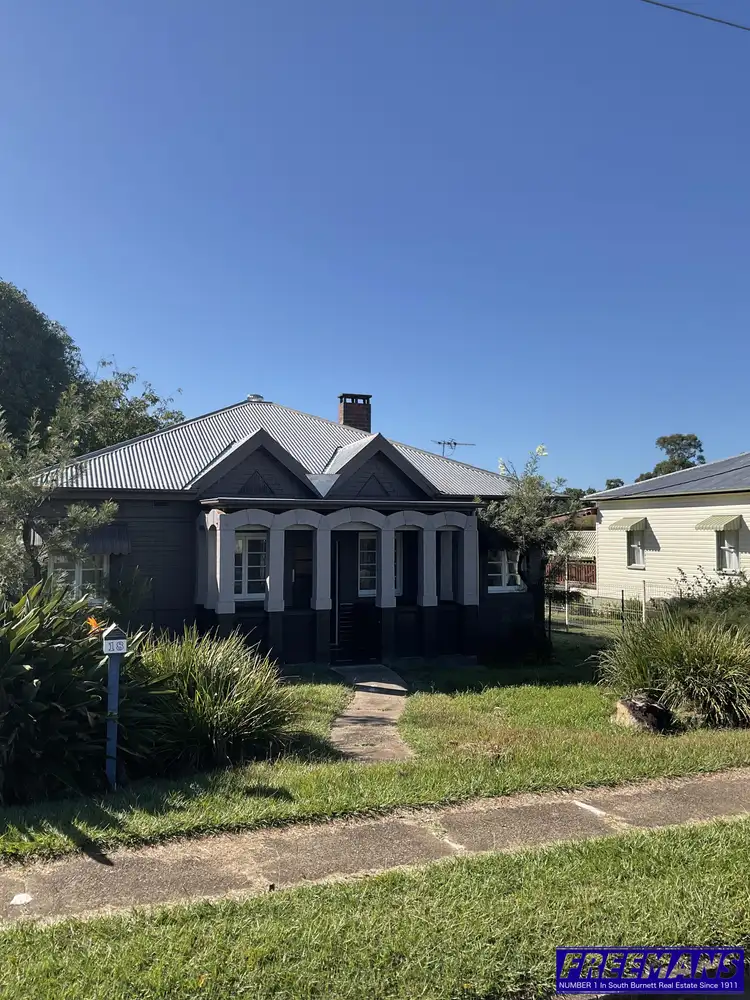 18 Henry Street, Nanango QLD 4615