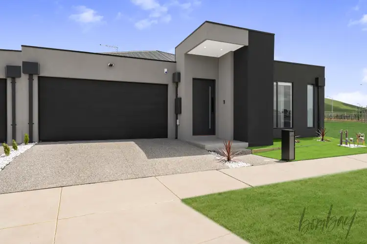 Second view of Homely house listing, 7 Synod Drive, Beveridge VIC 3753