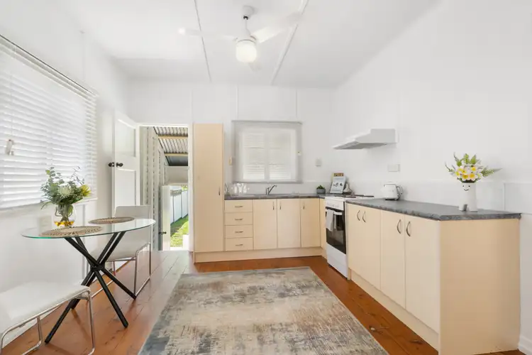 24 Bayview Road, Brighton QLD 4017