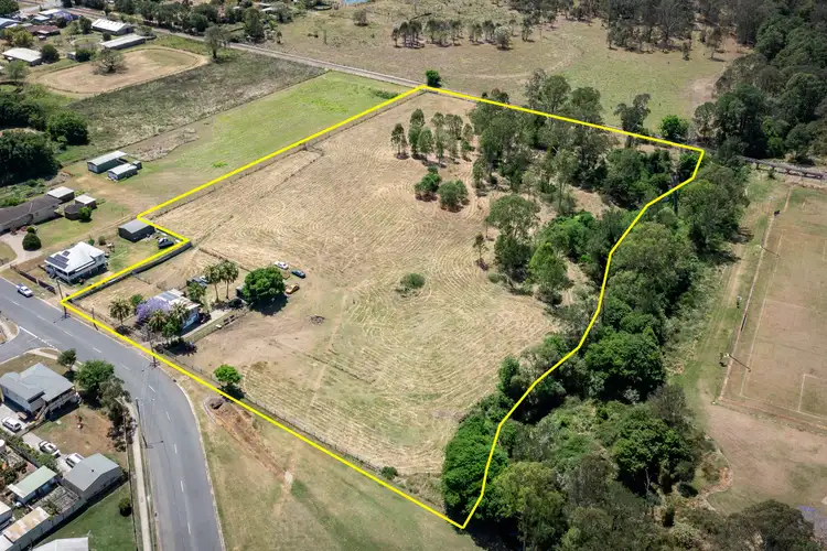 86 Stafford Street, Silkstone QLD 4304