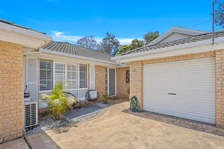 2/17 Derwent Place, Albion Park NSW 2527
