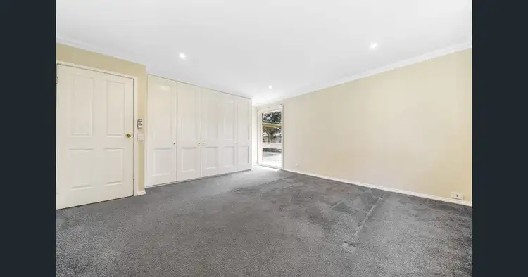 Fourth view of Homely house listing, 33 Tullimbar Circuit, Vermont South VIC 3133