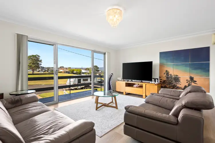 Third view of Homely house listing, 32 Roycroft Avenue, Mount Warrigal NSW 2528