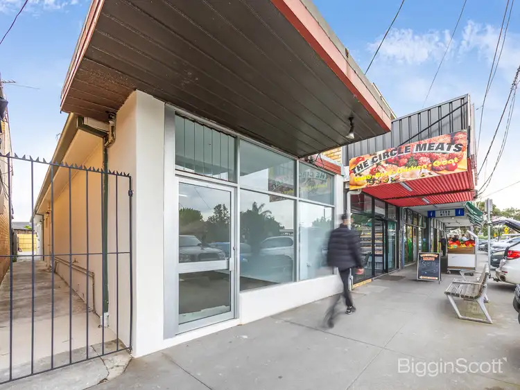 33 The Circle, Altona North VIC 3025