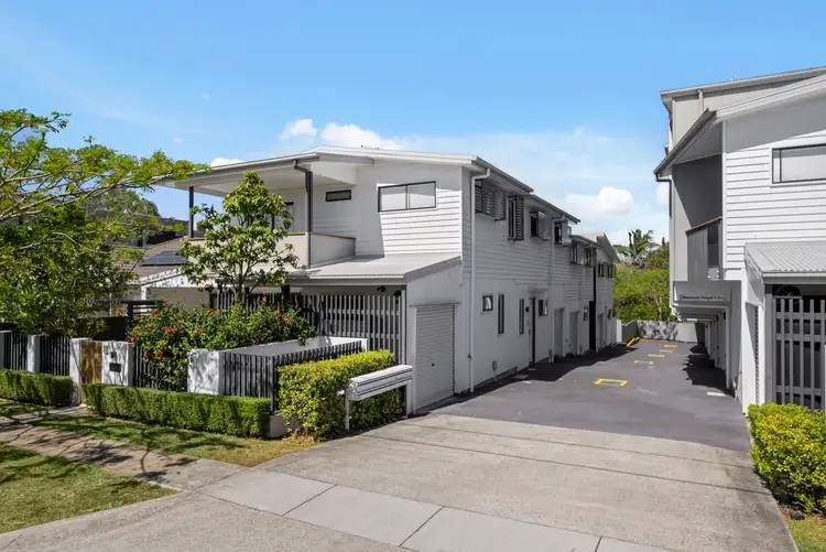 2/16 Wilton Terrace, Yeronga QLD 4104