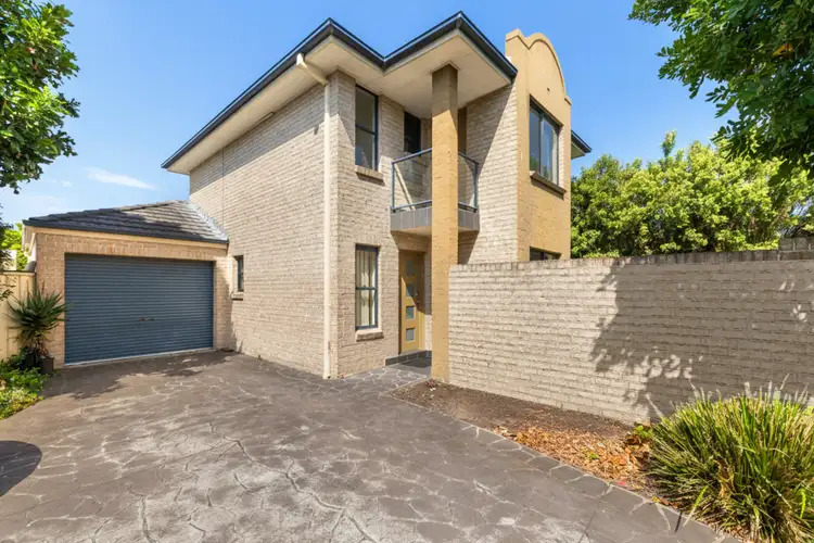 3/10 Harry Close, Blue Haven NSW 2262