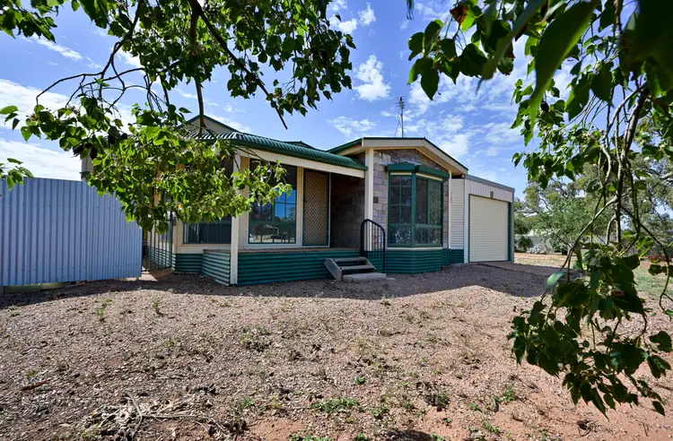 28 Kanyaka Avenue, Stirling North SA 5710