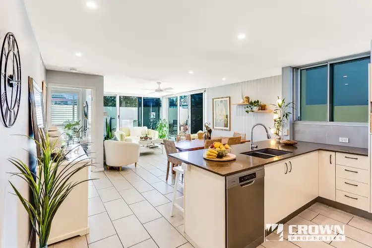 1/5 Lilla Street, Woody Point QLD 4019