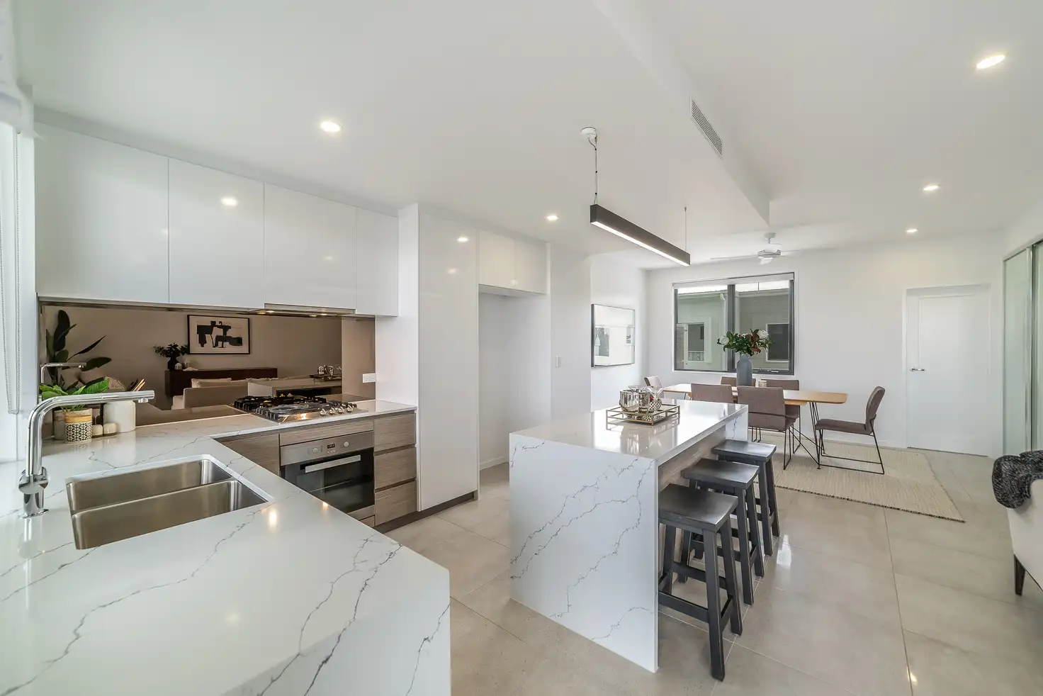 Main view of Homely townhouse listing, 42 Park Cove Boulevard, Hope Island QLD 4212