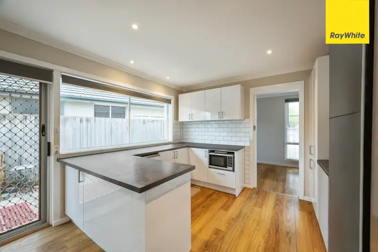 Fifth view of Homely house listing, 17 Curlew Close, Melton VIC 3337