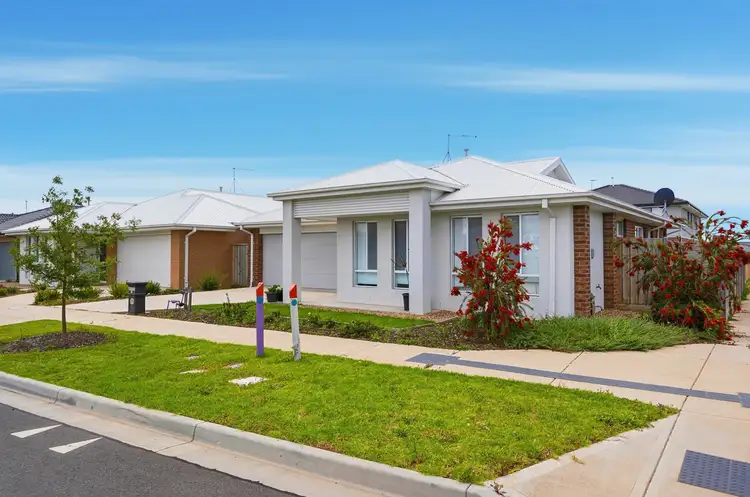 19 Millbrook Drive, Wyndham Vale VIC 3024