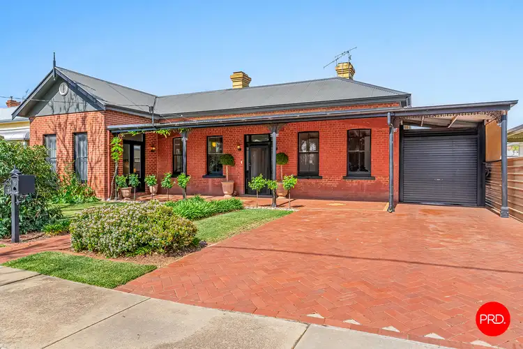19 Moore Street, Rochester VIC 3561