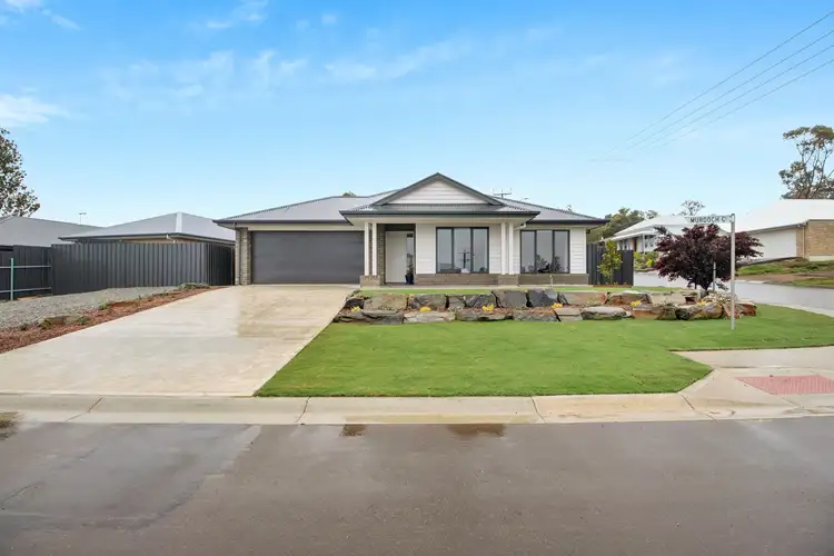 Third view of Homely house listing, 25 Murdoch Close, Woodside SA 5244