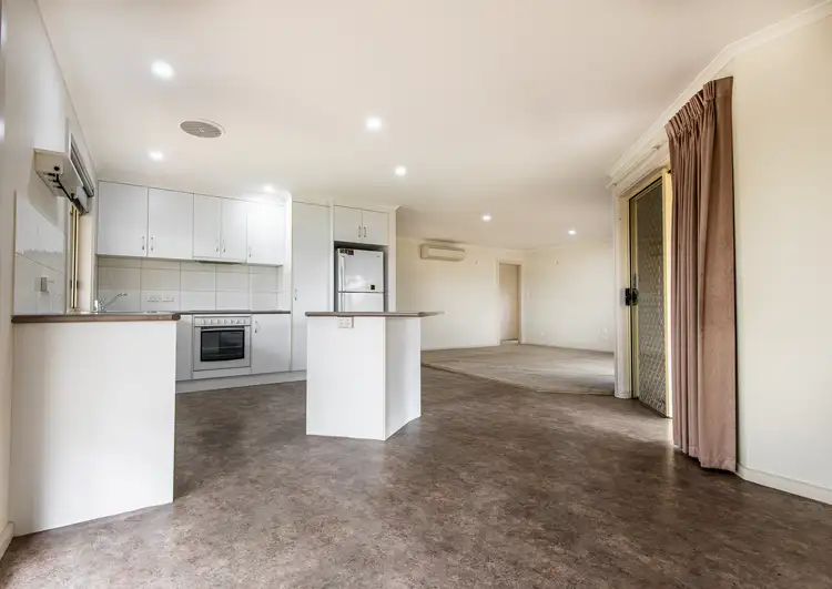 Fifth view of Homely house listing, 5 Pallant Close, Naracoorte SA 5271