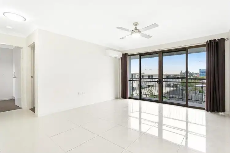 2/67 Ethel Street, Chermside QLD 4032