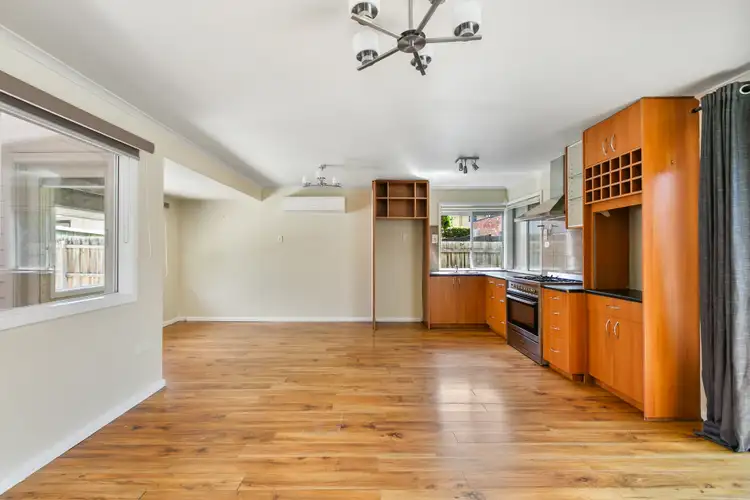 2/89 Whitelaw Street