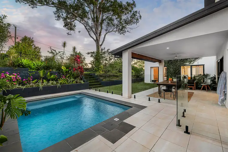 3 Splendid Drive, Bridgeman Downs QLD 4035