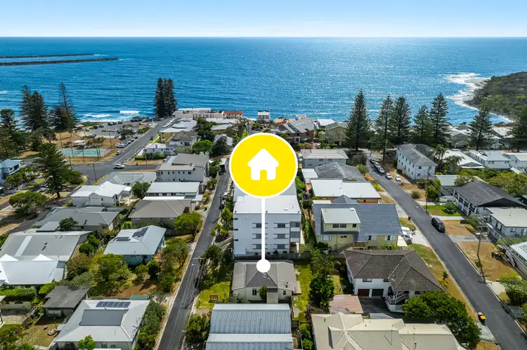 8 Henson Lane, Yamba NSW 2464