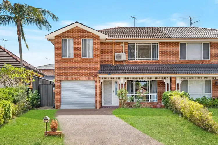 1/82 Lord Howe Drive, Green Valley NSW 2168