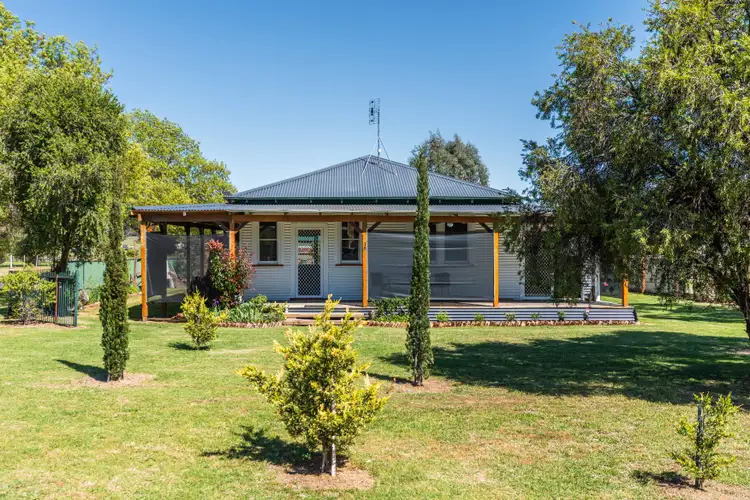 16 Bruce Street, Cumnock NSW 2867