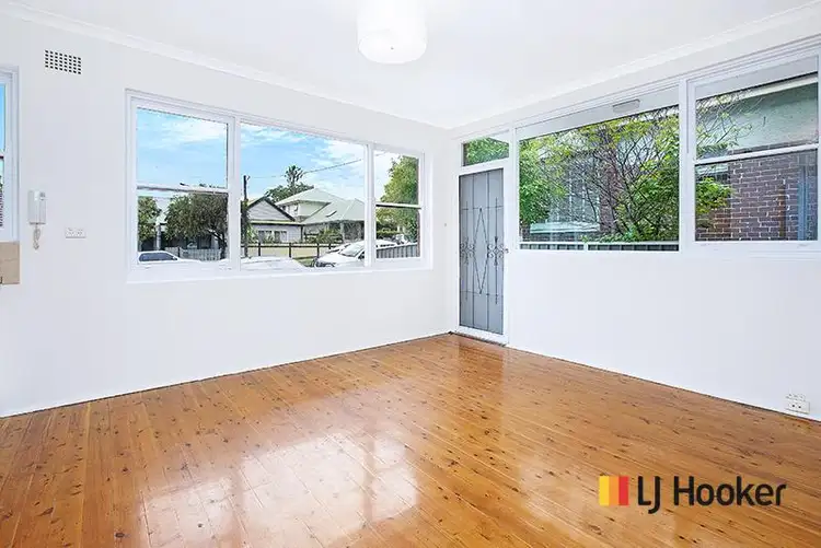 2/112a Milton Street, Ashfield NSW 2131