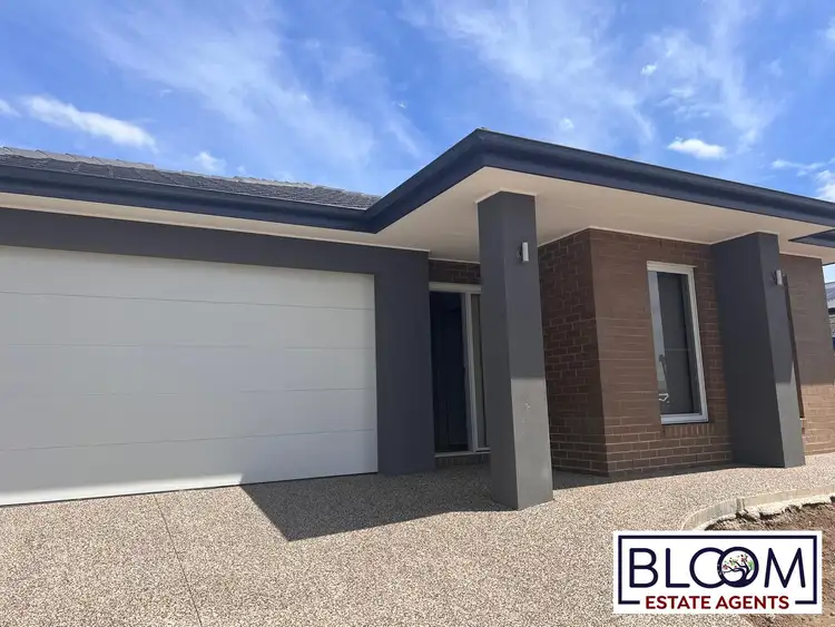 5 Damiana Avenue, Clyde North VIC 3978