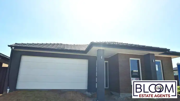 5 Damiana Avenue, Clyde North VIC 3978