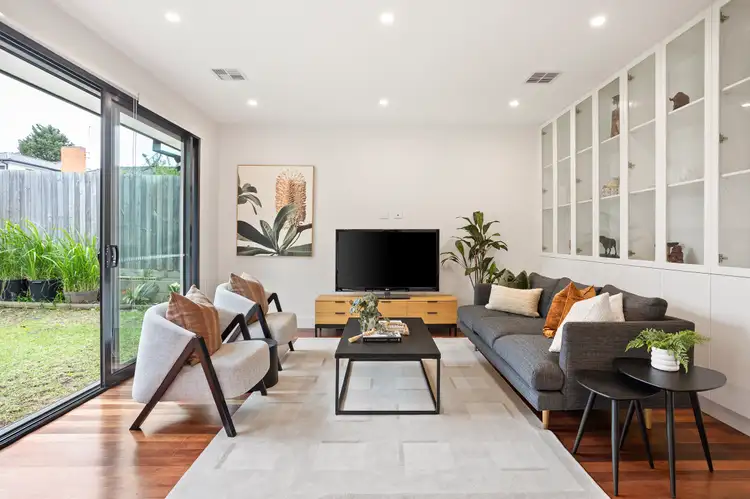 17A Peacock Street, Burwood VIC 3125