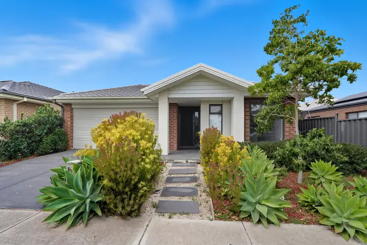 13 Pinebank Street, Werribee VIC 3030