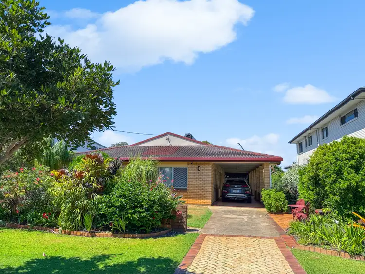 8 Onslow Street, Golden Beach QLD 4551