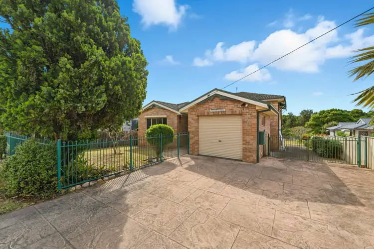 57 Northcote Avenue, Swansea Heads NSW 2281