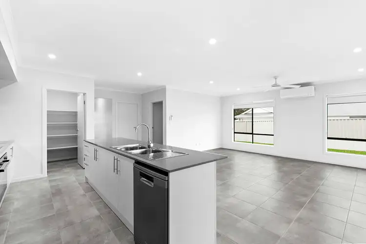 Fifth view of Homely house listing, 13 Innot Court, Nikenbah QLD 4655