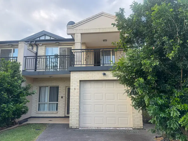 9 Earls Avenue, Riverwood NSW 2210