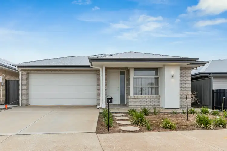 4 Grevillea Parade, Riverlea Park SA 5120