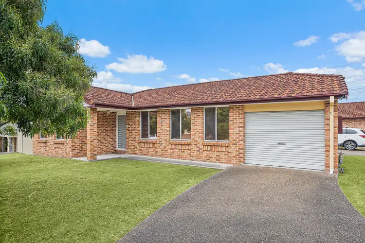8/6 Macleay Place, Albion Park NSW 2527
