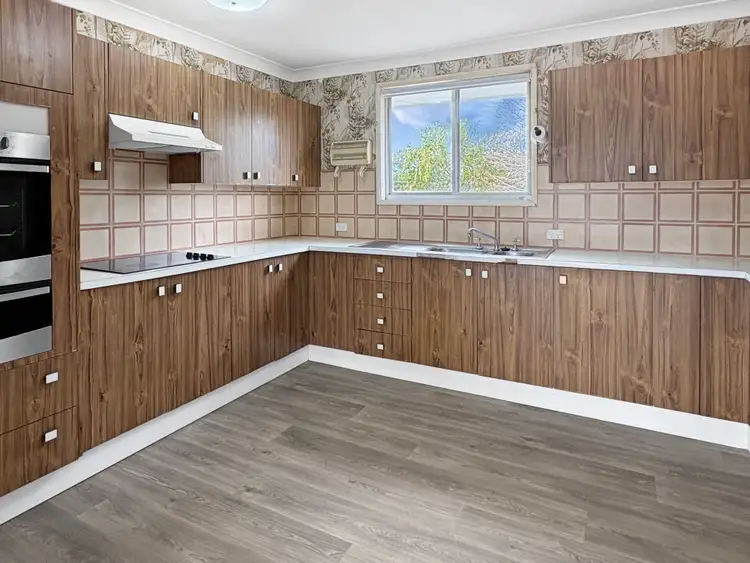 Fourth view of Homely house listing, 6 Ferndell Way, Berkeley Vale NSW 2261