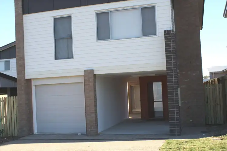 1/6 Greenhill Street, Redbank Plains QLD 4301