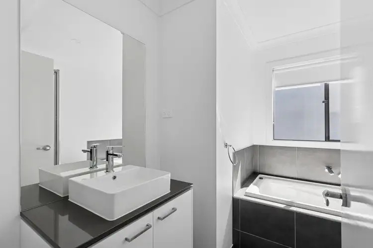 Fifth view of Homely house listing, 39 Kingston Drive, Lara VIC 3212