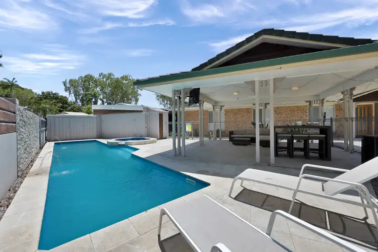 10 Dapplewood Close, Andergrove QLD 4740