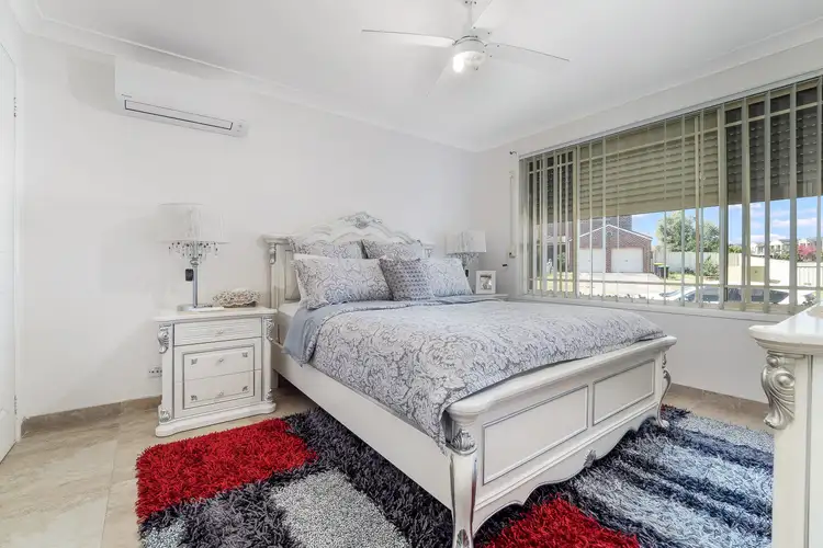 Sixth view of Homely house listing, 25 Siena Close, Prestons NSW 2170
