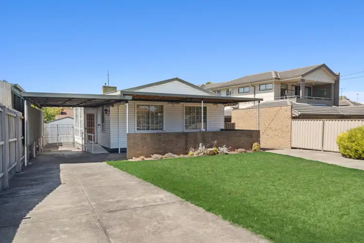 62 Goulburn Avenue, Reservoir VIC 3073