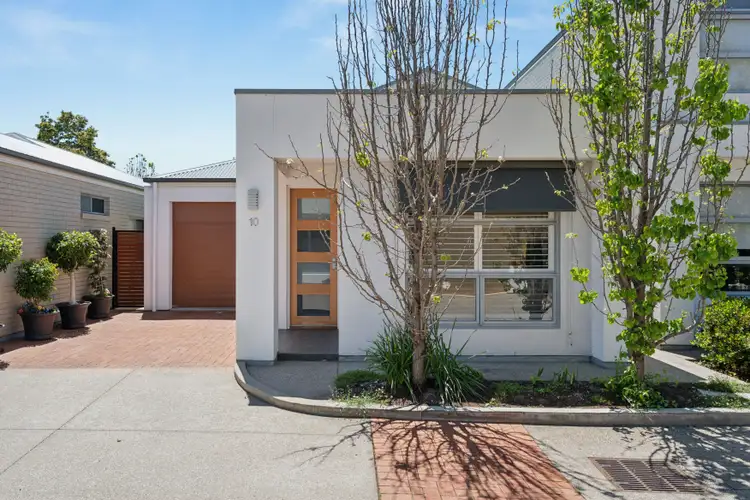 10/14 Finniss Street, Marion SA 5043