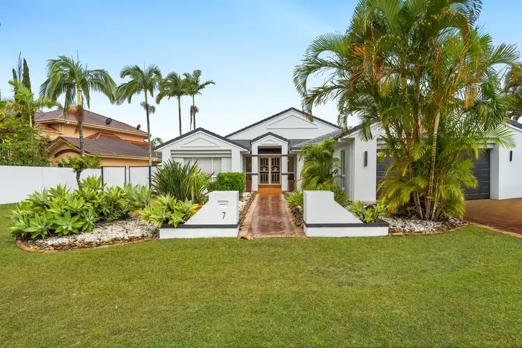 7 Creekview Street, Helensvale QLD 4212