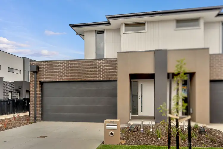 100 Regatta Drive, Craigieburn VIC 3064