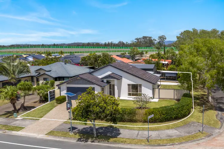 157 Monterey Keys Drive, Helensvale QLD 4212