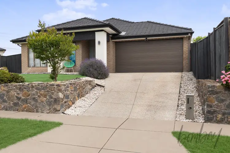 Second view of Homely house listing, 7 Henbury Way, Wollert VIC 3750