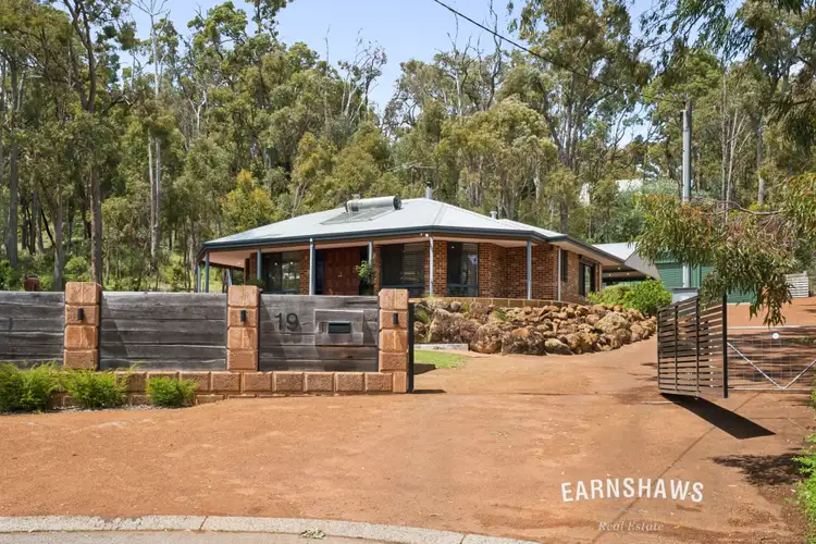 19 Sadlier Court, Stoneville WA 6081